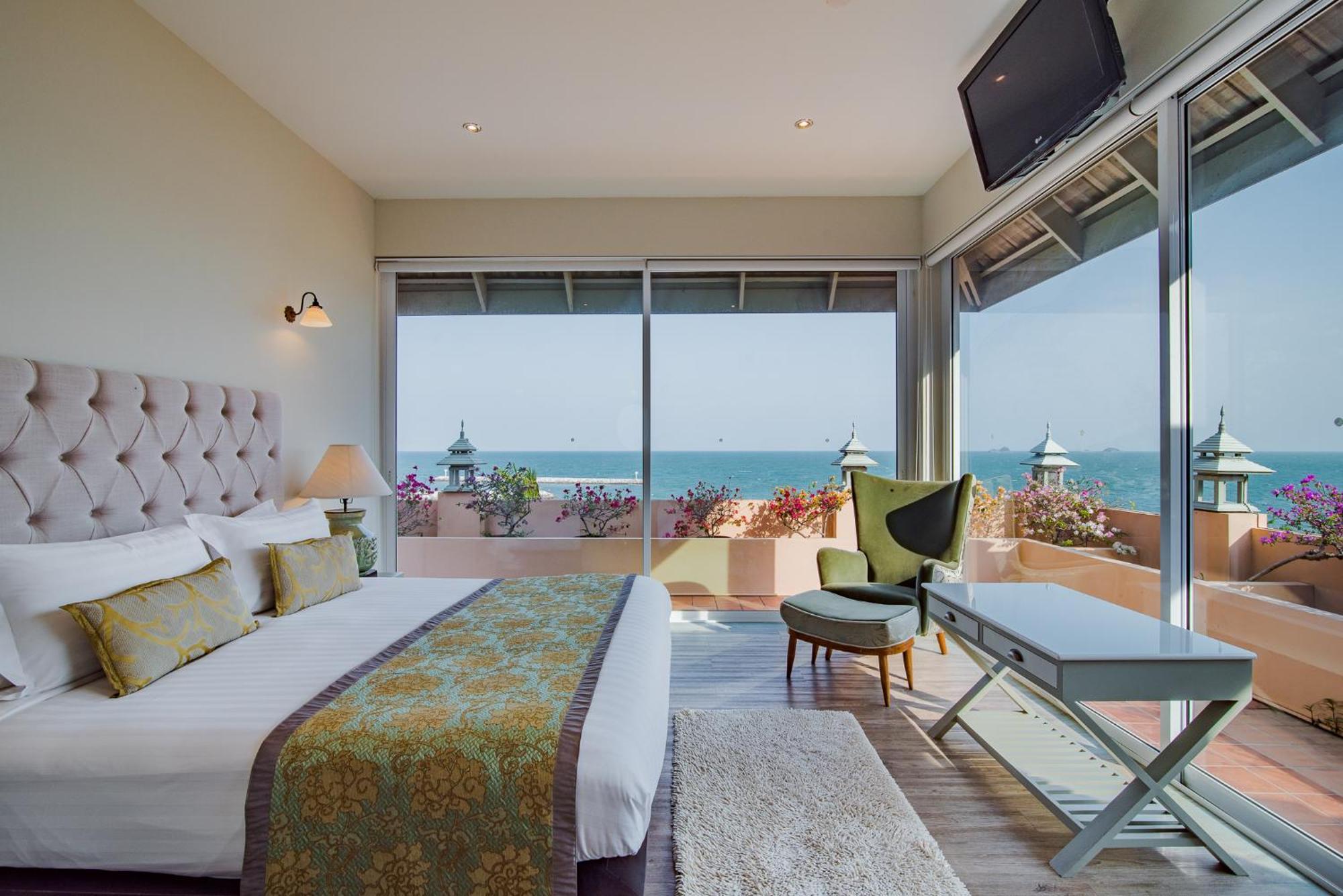 Suite Lit King-Size - Vue sur Mer