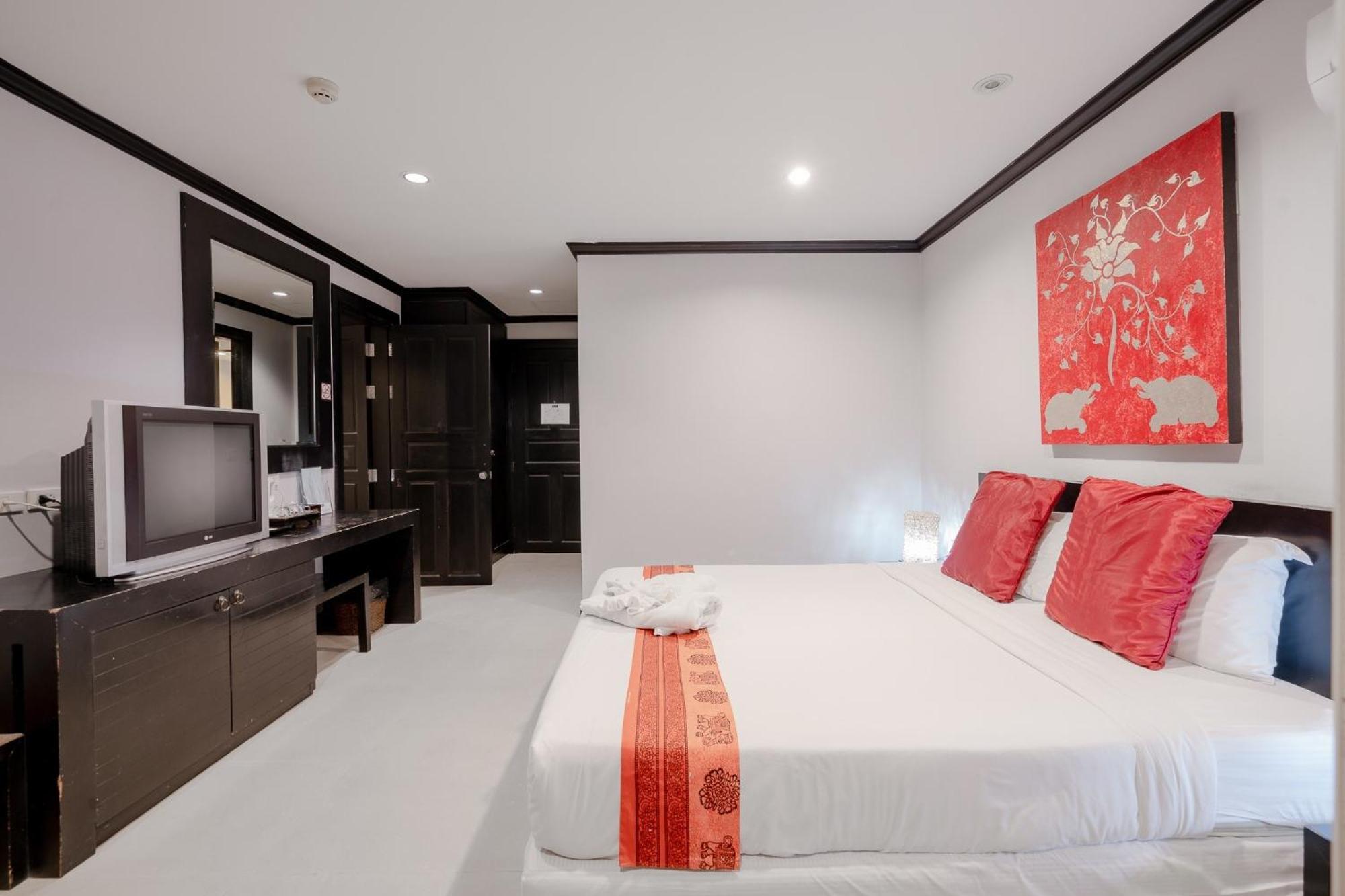 Deluxe Double Room with Bath