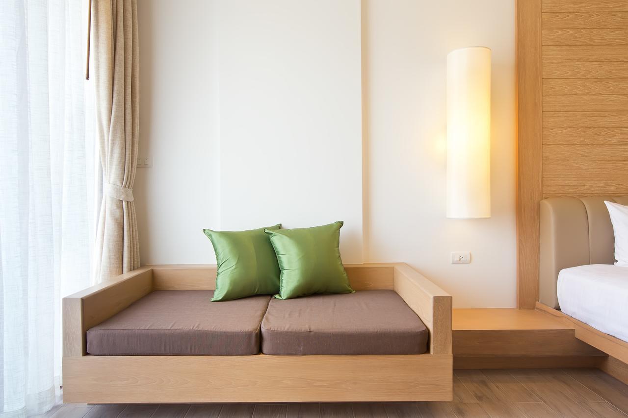 Deluxe Zimmer mit Poolblick Plus